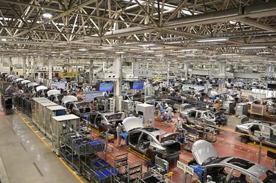 從1000萬輛到2000萬輛僅用17個月,這個提速很提氣!