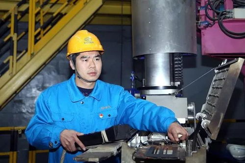 四優(yōu) 模范共產(chǎn)黨員丨于從敏 烤 驗(yàn)精神, 焊 寫(xiě)人生